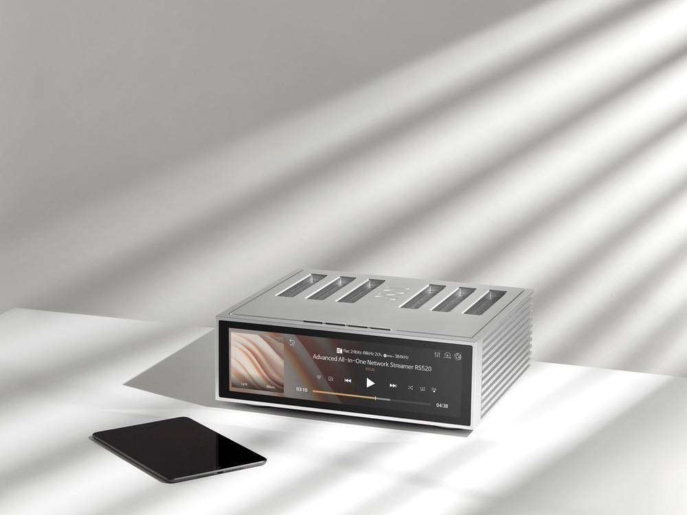 HiFi Rose RS520 puts high fidelity music streaming on the table